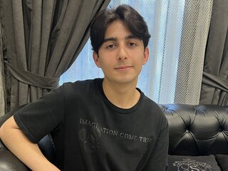 Camshow RobertStonks